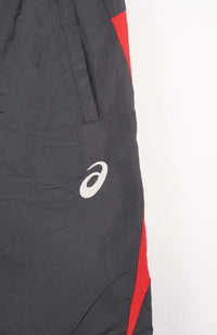 VINTAGE ASICS TRACK PANT SHORTS (XS)
