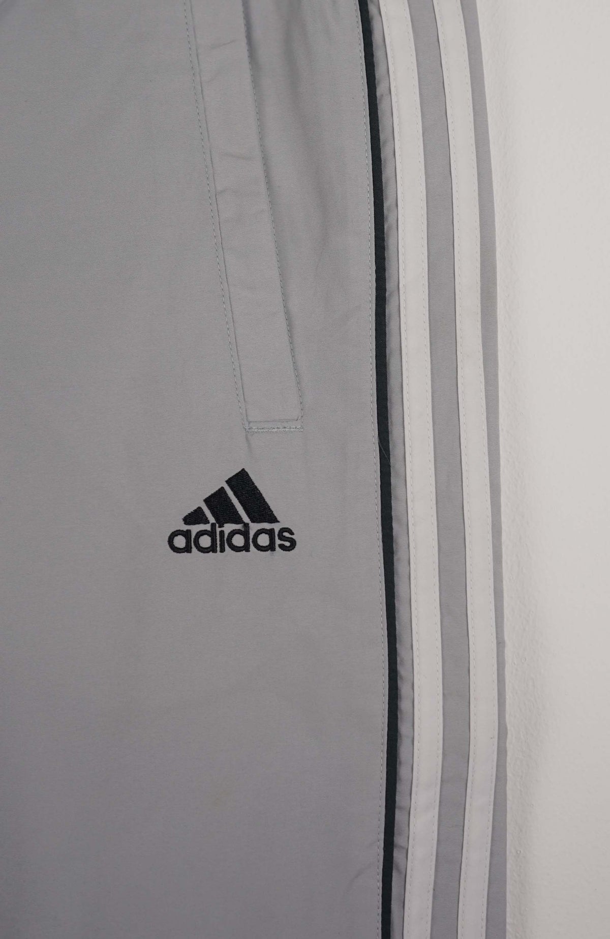 VINTAGE ADIDAS TRACK PANT SHORTS (XL)