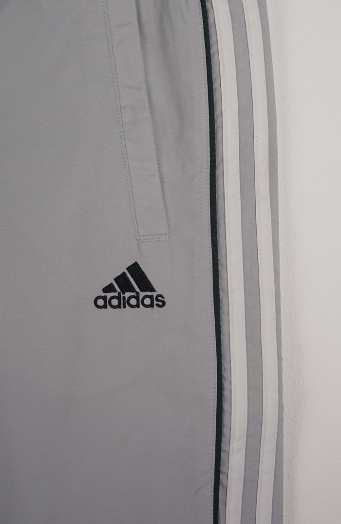 VINTAGE ADIDAS TRACK PANT SHORTS (XL)