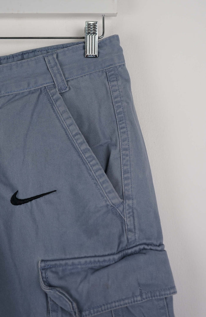 VINTAGE REWORK CARGO SHORTS W30