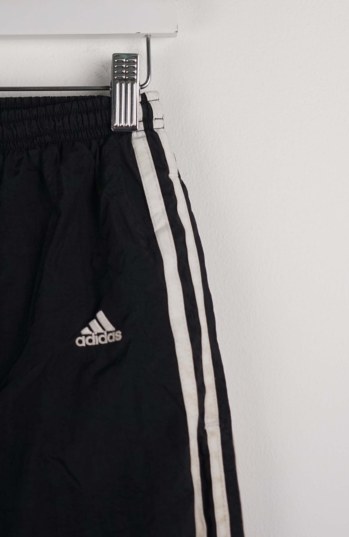 VINTAGE ADIDAS TRACK PANT SHORTS (XS)