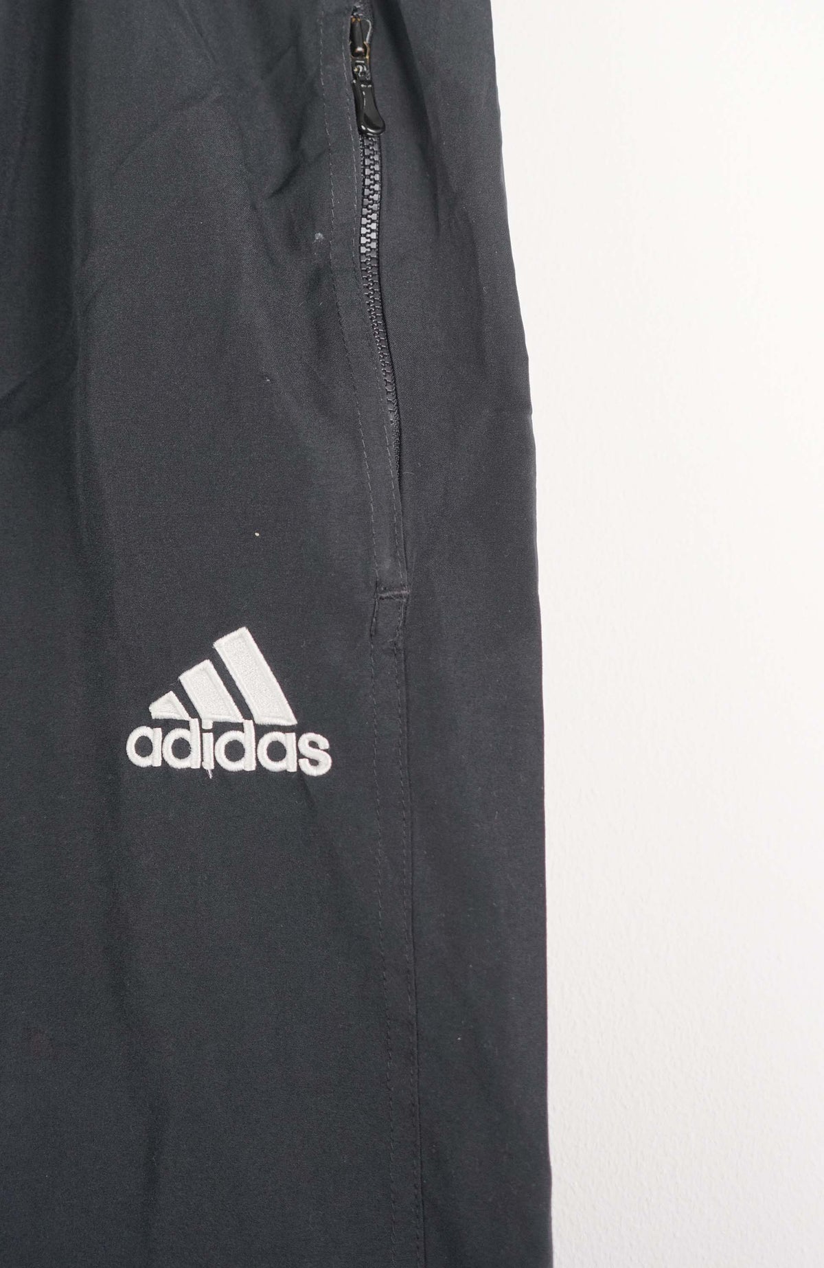 VINTAGE ADIDAS TRACK PANT SHORTS (XL)