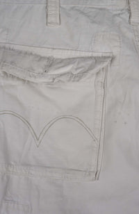 VINTAGE LEVI'S CARGO SHORTS W34