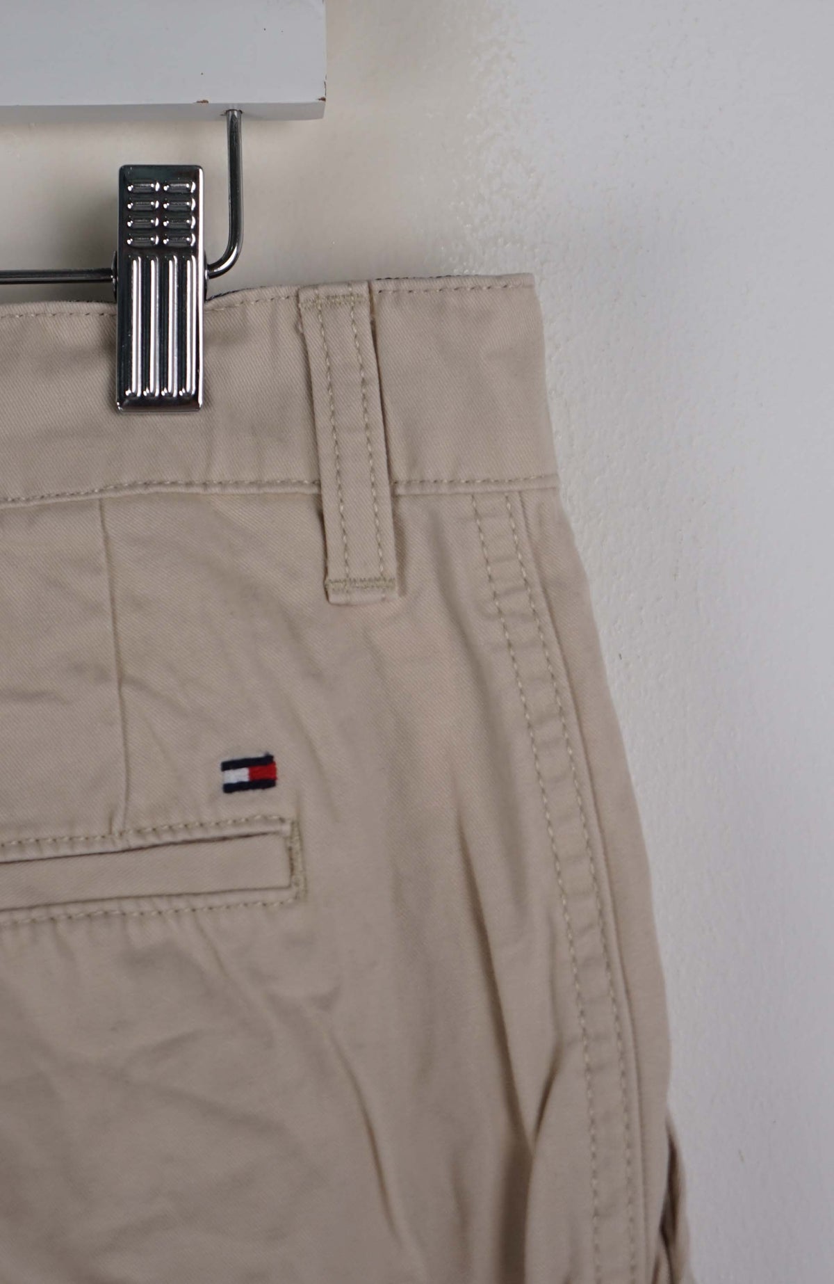 VINTAGE TOMMY HILFIGER CARGO SHORTS W36