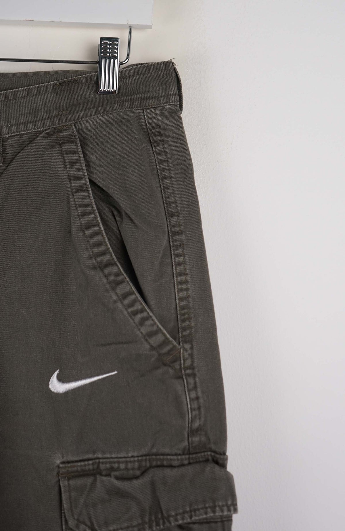VINTAGE REWORK CARGO PANTS W30