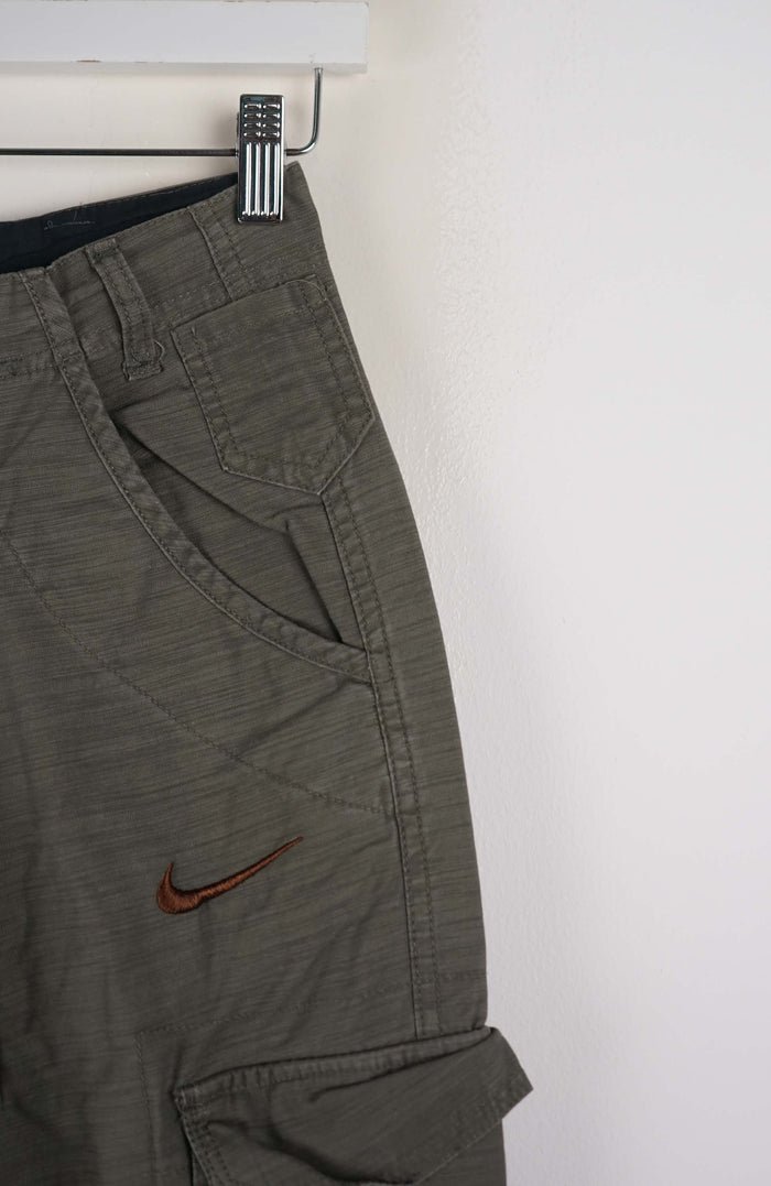 VINTAGE REWORK CARGO PANTS W26
