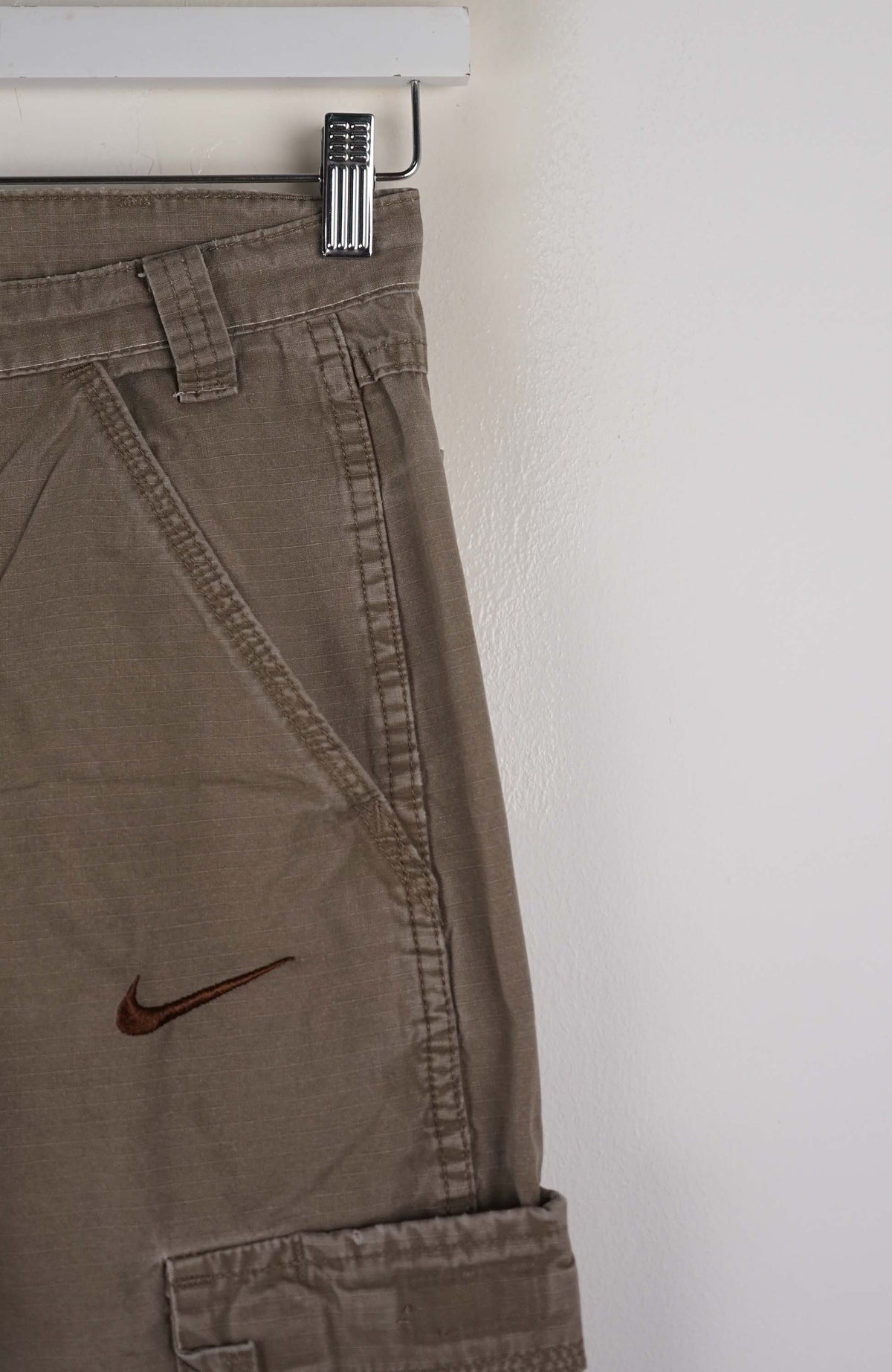 VINTAGE REWORK CARGO PANTS W26