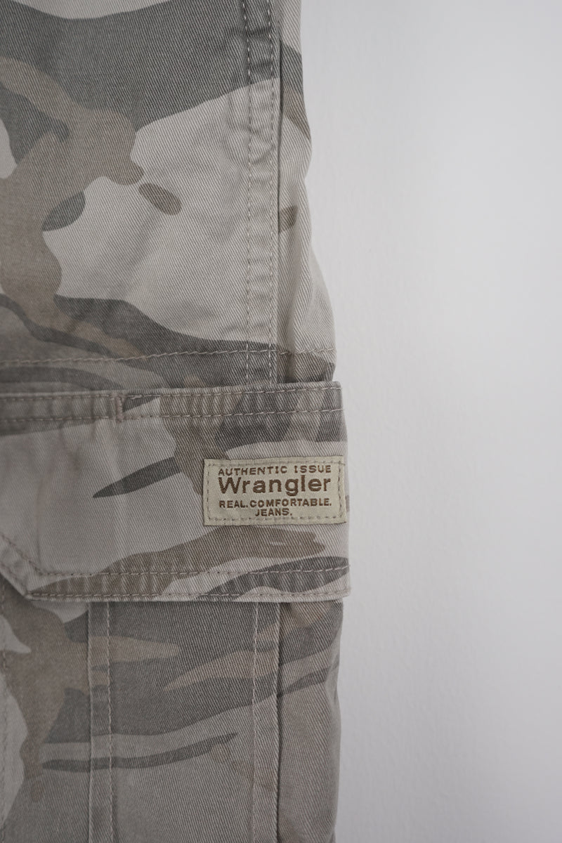 VINTAGE LEE DUNGAREES CARGO SHORTS W36
