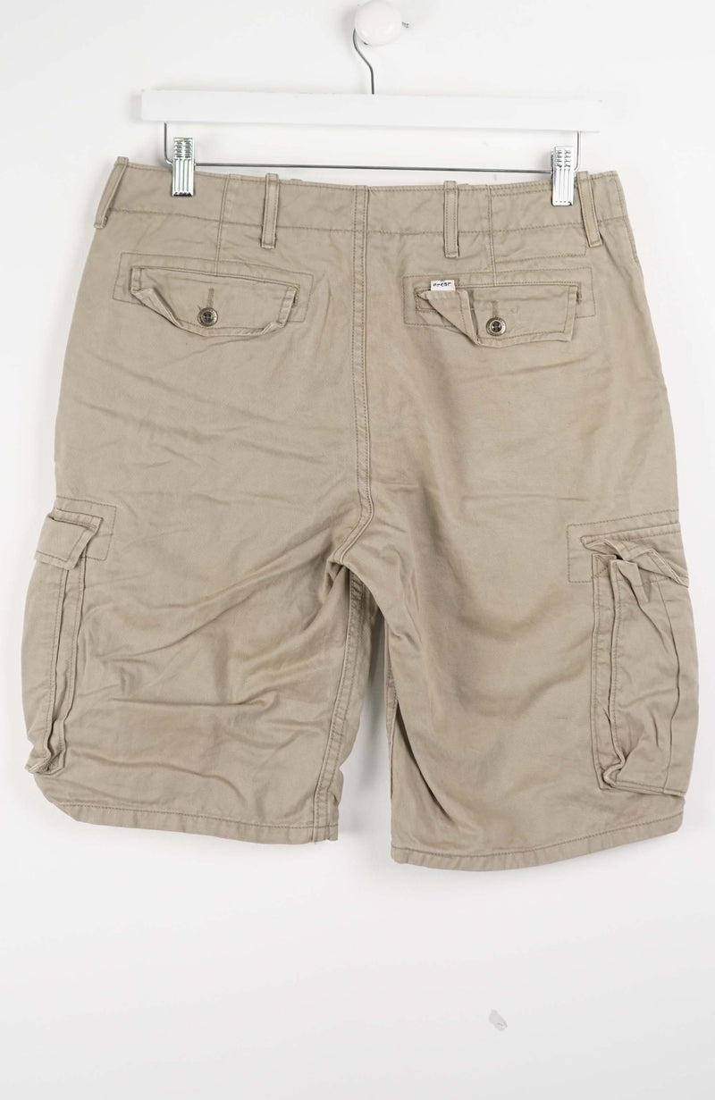 VINTAGE LEVIS CARGO SHORTS W30