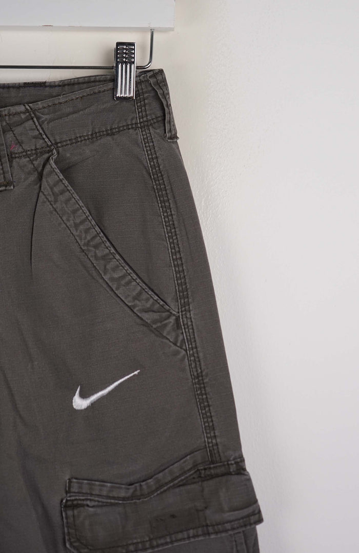 VINTAGE REWORK CARGO PANTS W28
