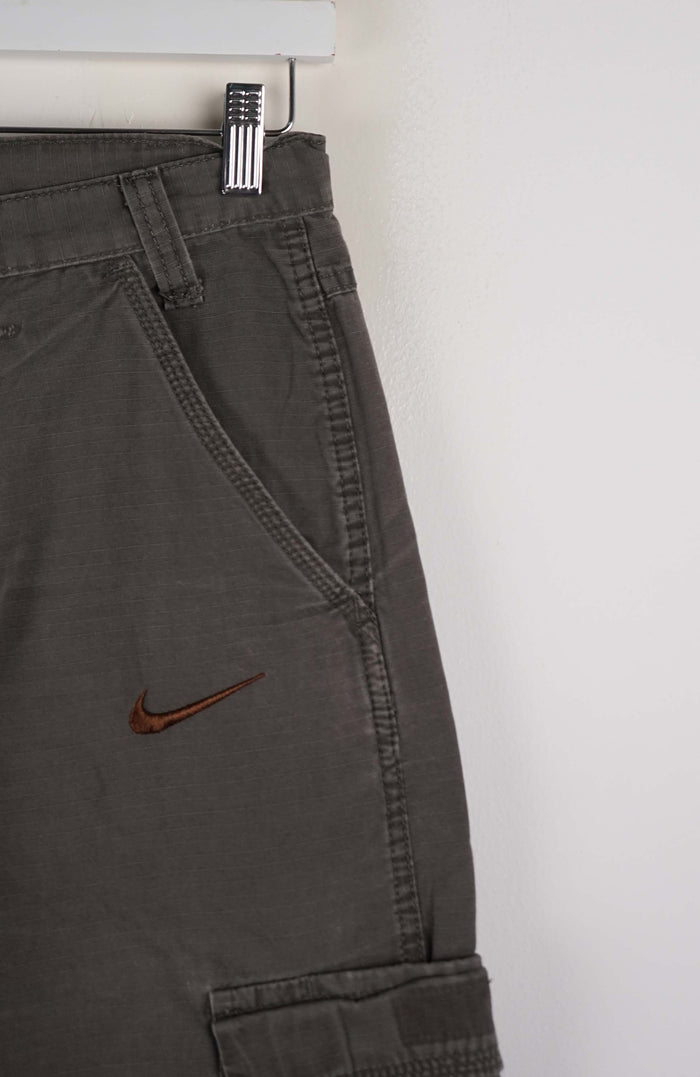 VINTAGE REWORK CARGO PANTS W30