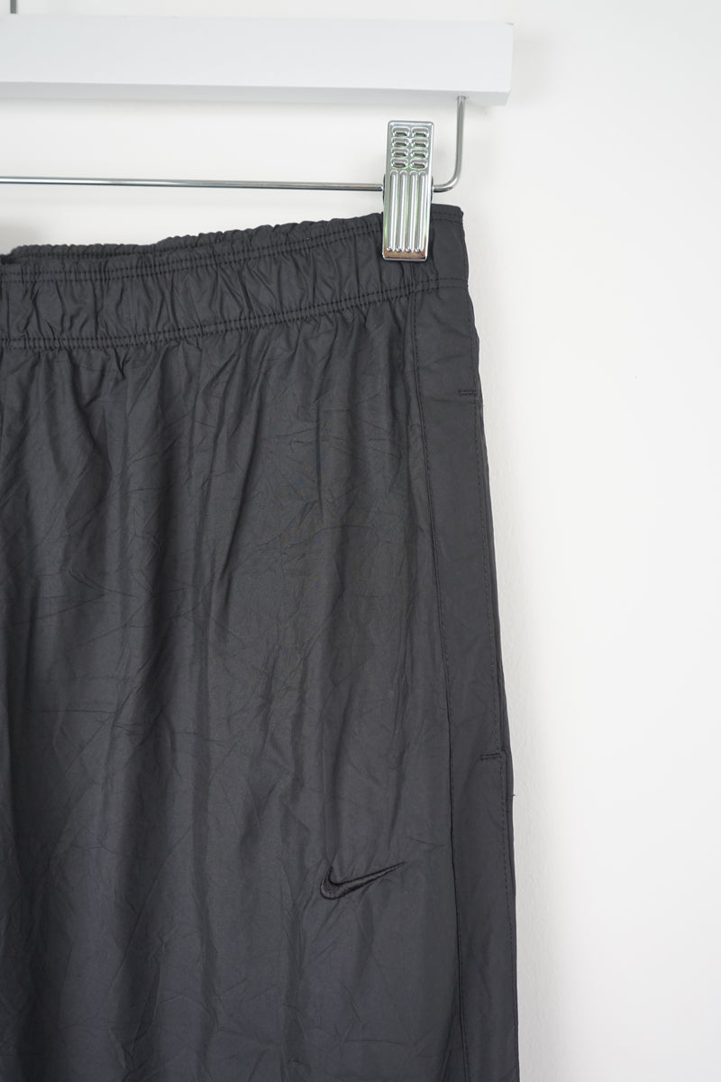 VINTAGE NIKE 3/4 TRACK PANTS (S)