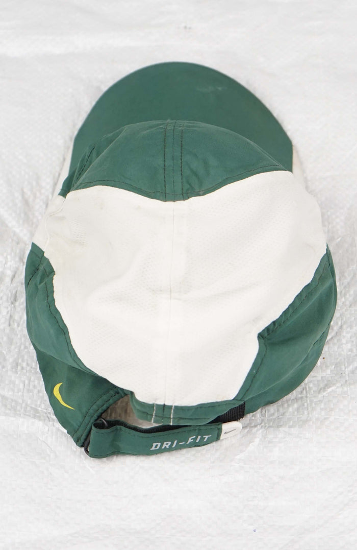 VINTAGE NIKE OREGON HAT