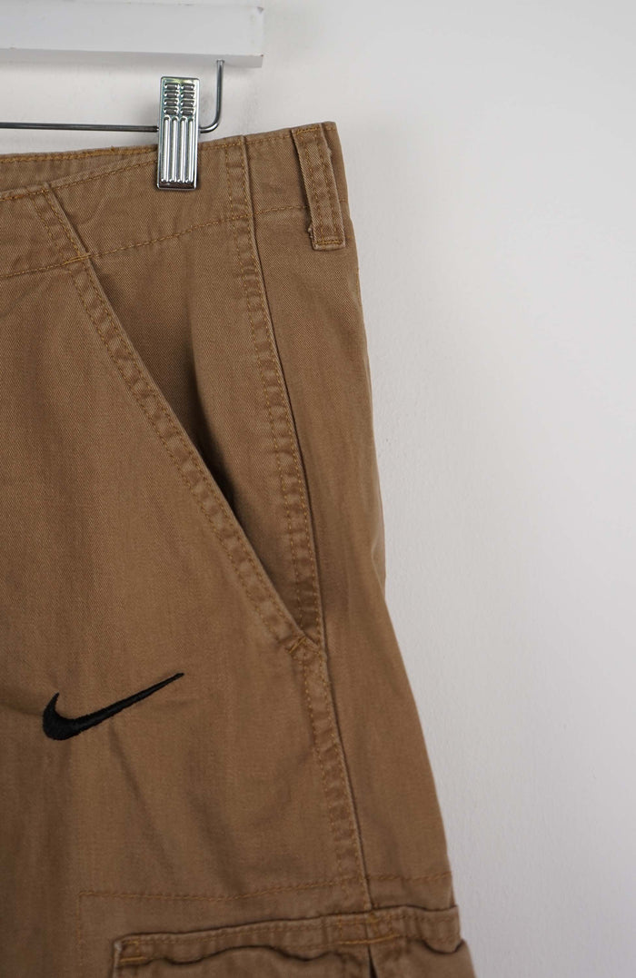 VINTAGE REWORK CARGO SHORTS W36