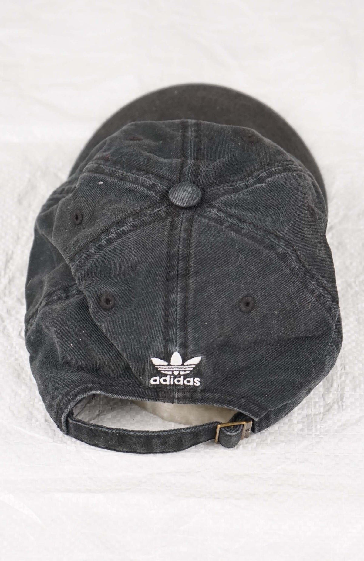 VINTAGE ADIDAS HAT