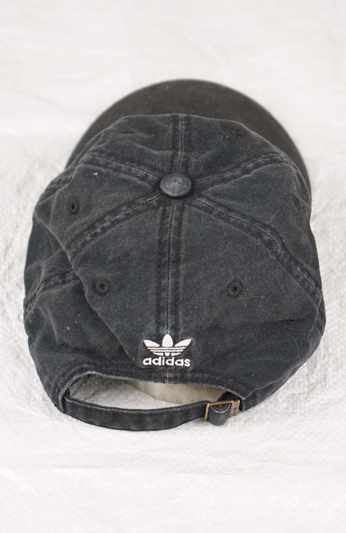 VINTAGE ADIDAS HAT