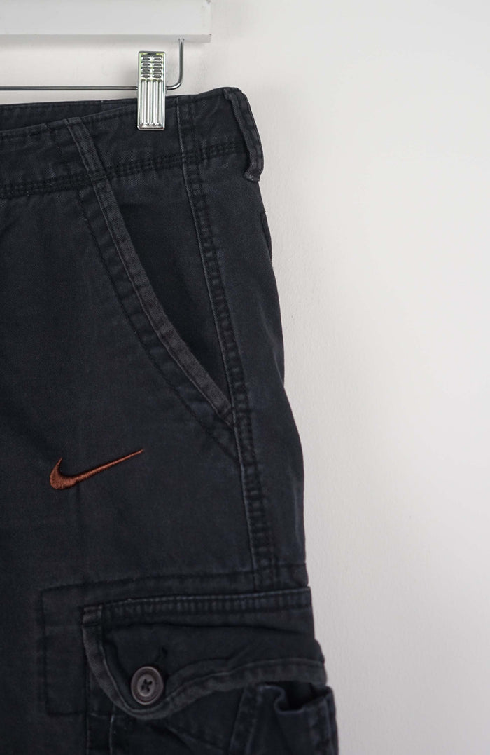 VINTAGE REWORK CARGO SHORTS W33