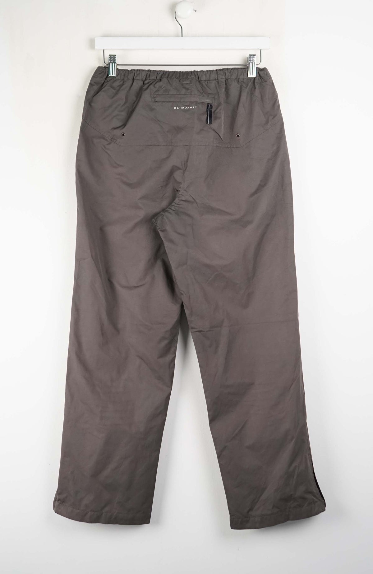 VINTAGE NIKE TRACK PANTS (S)