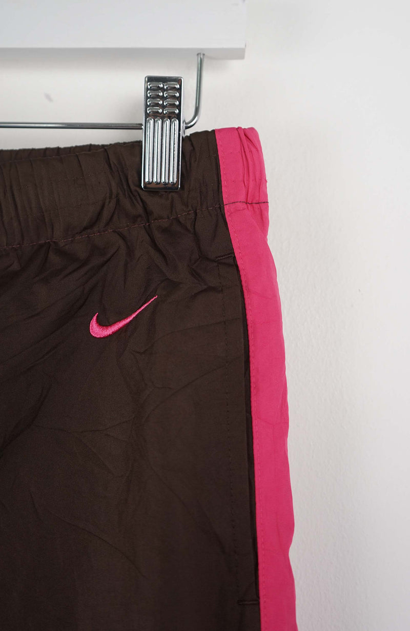 VINTAGE NIKE TRACK PANTS (M)