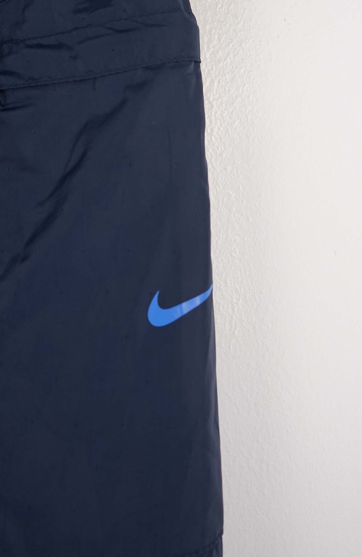 VINTAGE NIKE TRACK PANTS (M)
