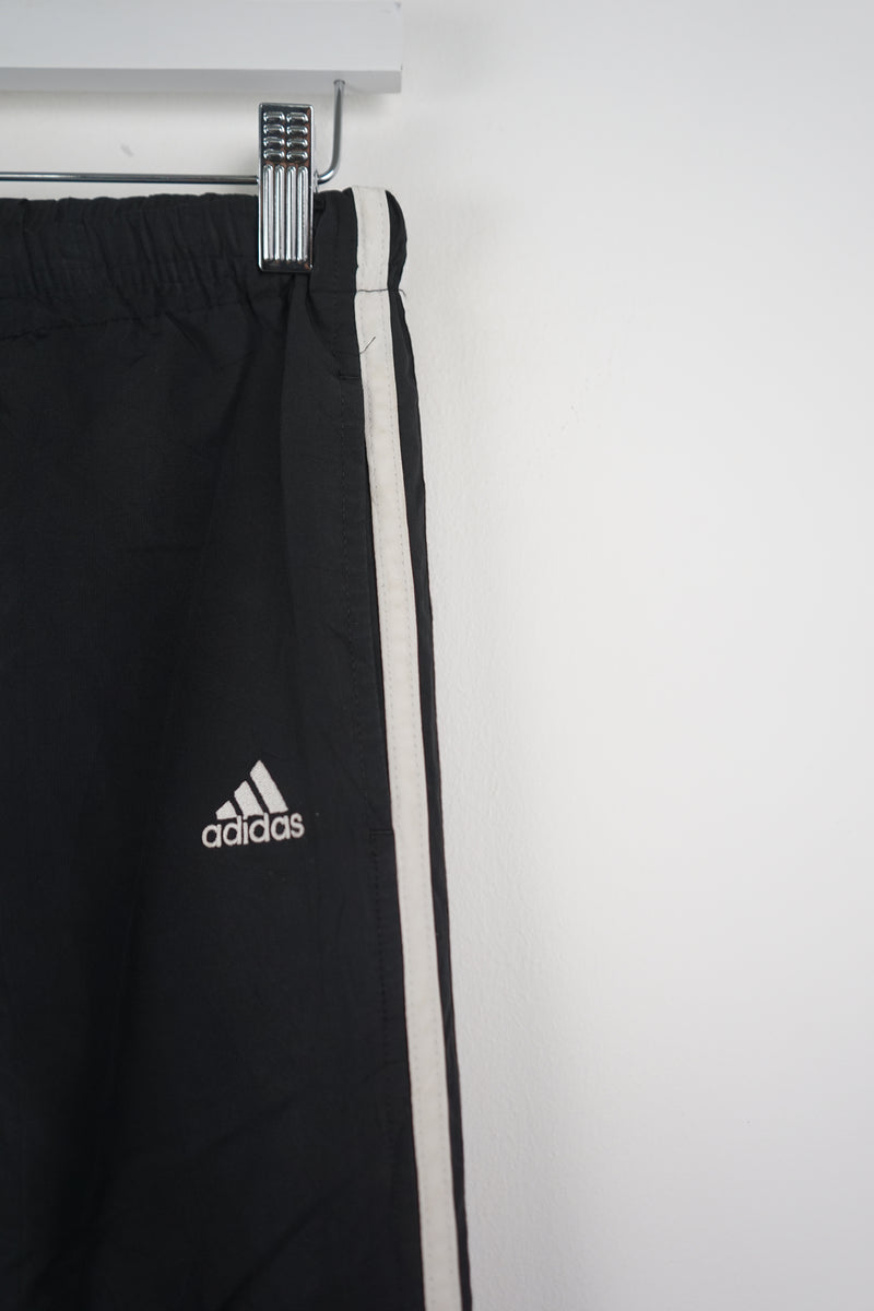 VINTAGE ADIDAS TRACK PANTS (M)