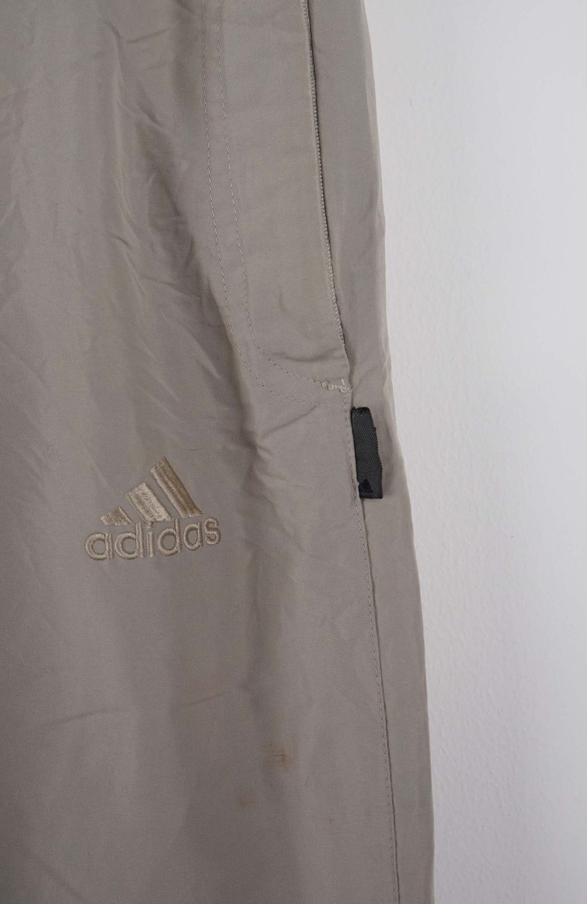 VINTAGE ADIDAS TRACK PANTS (M)