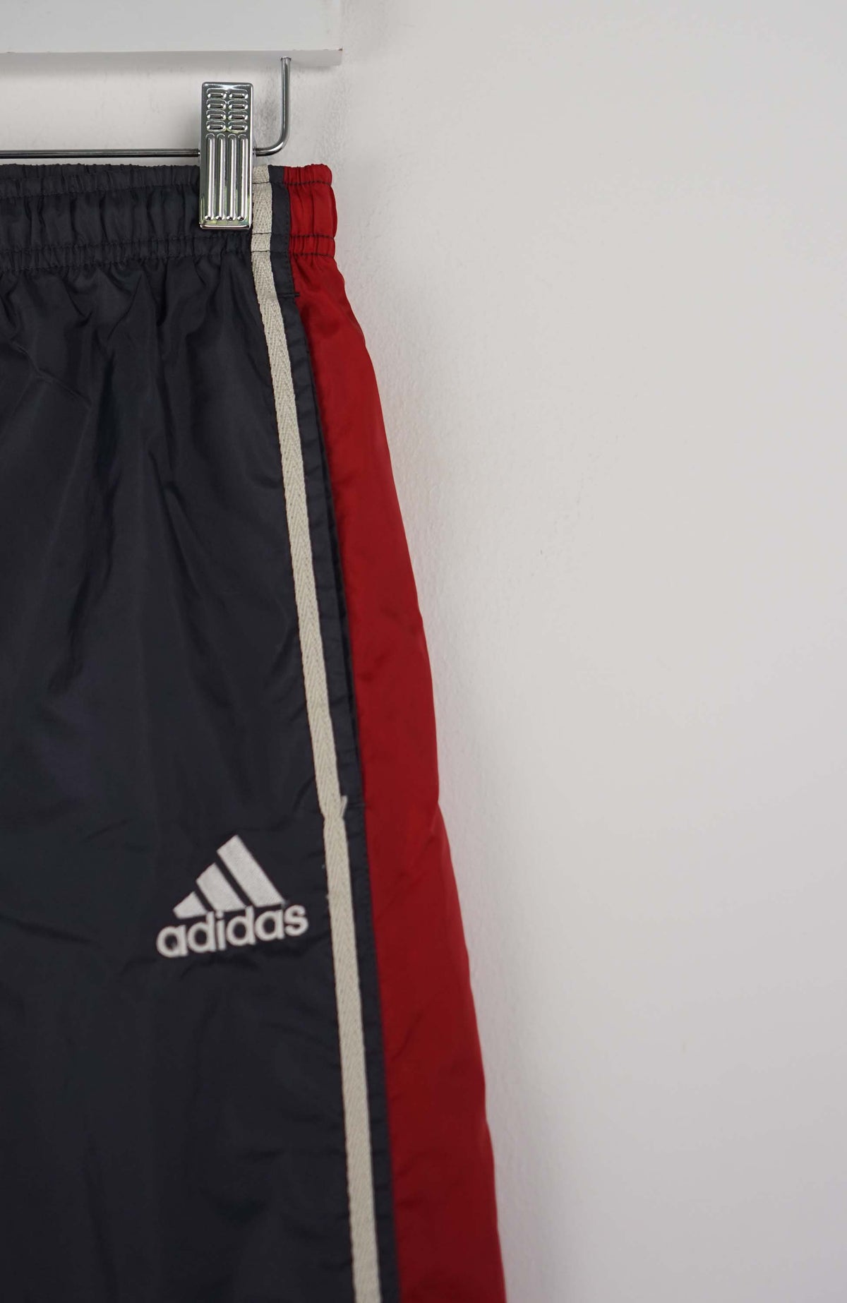 VINTAGE ADIDAS TRACK PANTS (XS)