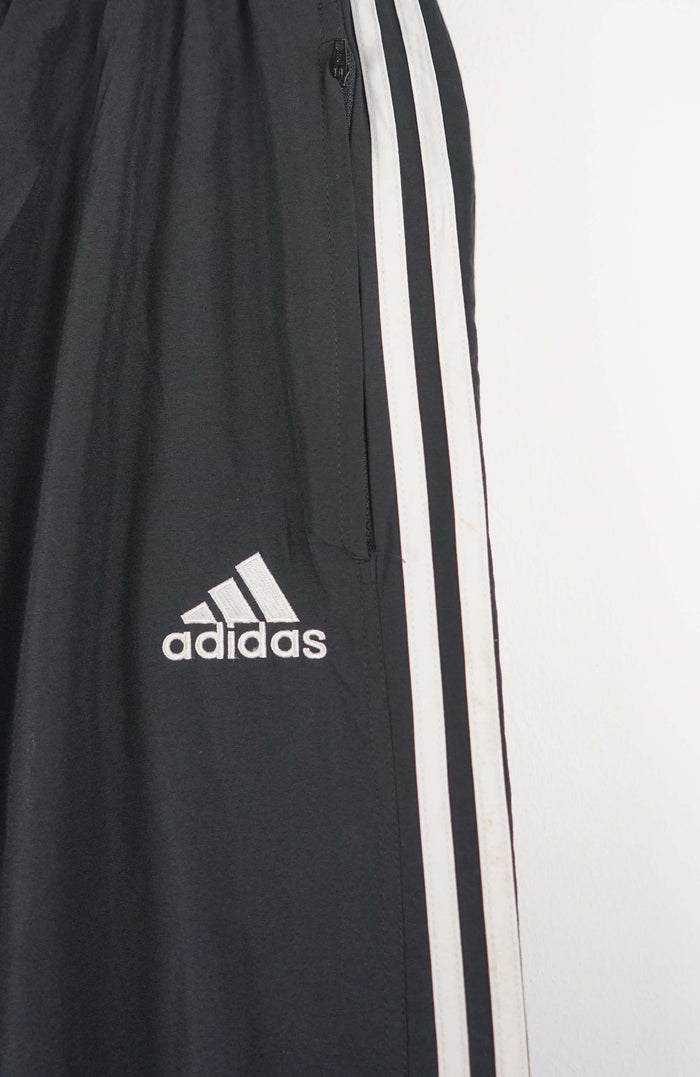 VINTAGE ADIDAS TRACK PANTS (XL)