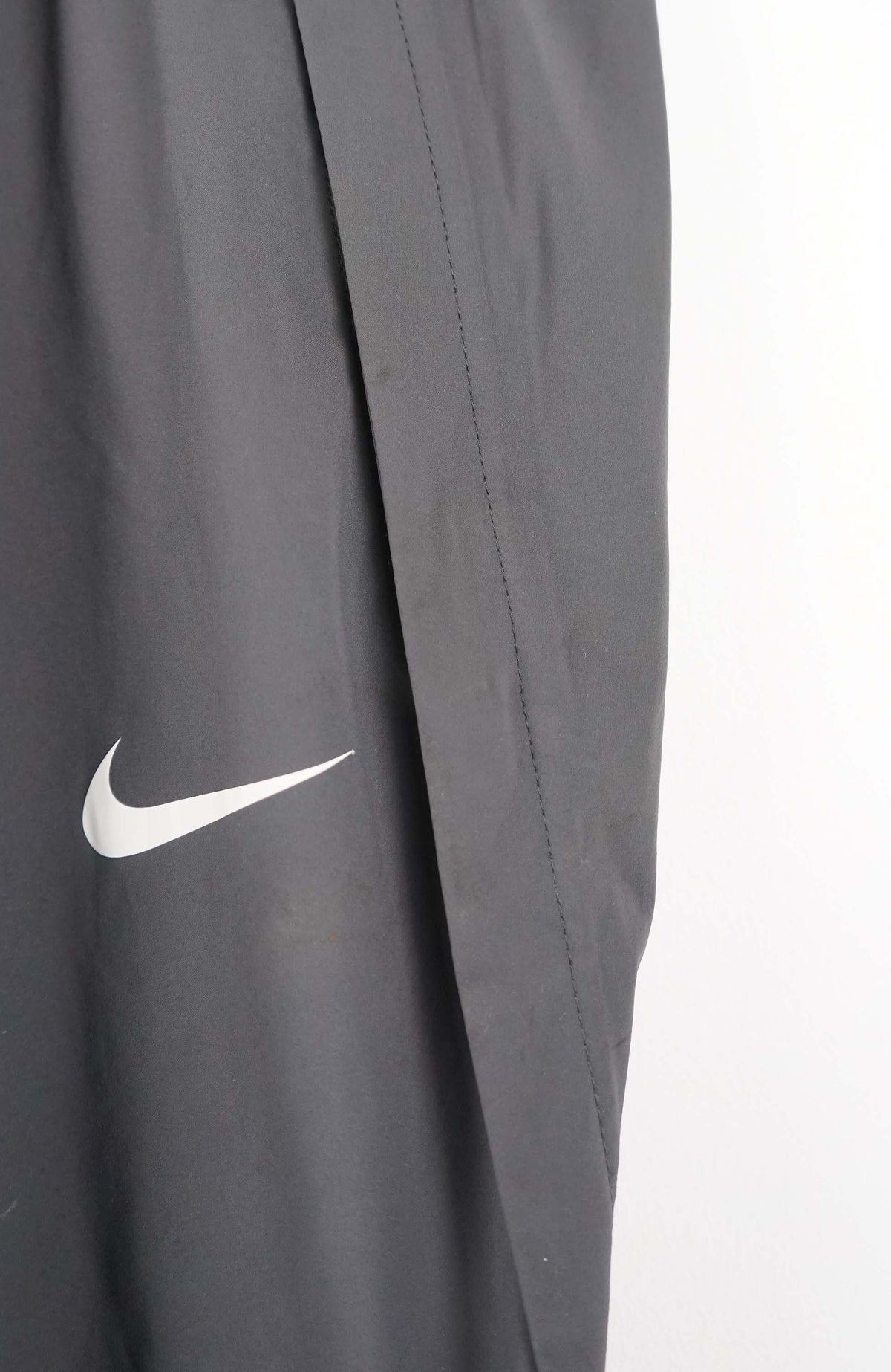 VINTAGE NIKE TRACK PANTS (XXL)