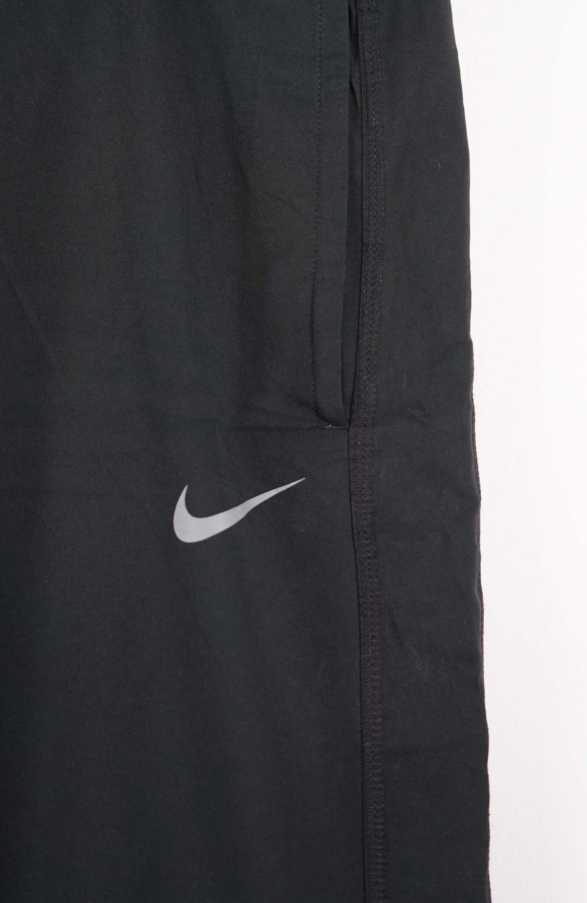 VINTAGE NIKE TRACK PANTS (XXL)