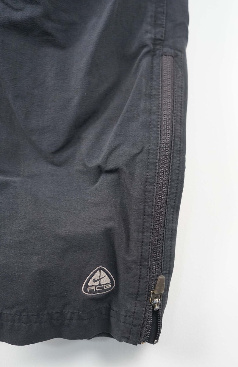 VINTAGE NIKE ACG TRACK PANTS (XL)