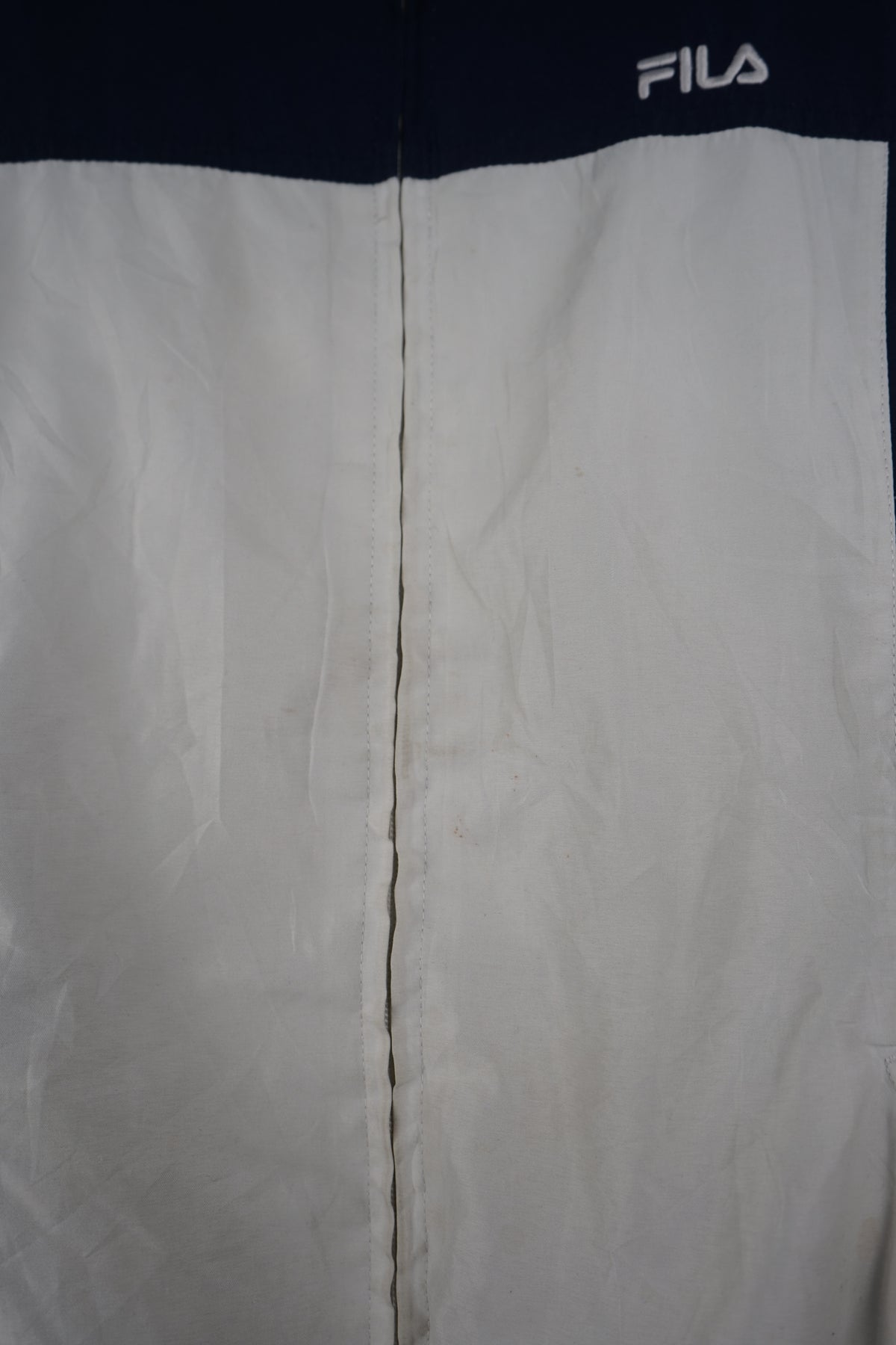 VINTAGE FILA WINDBEAKER (L)