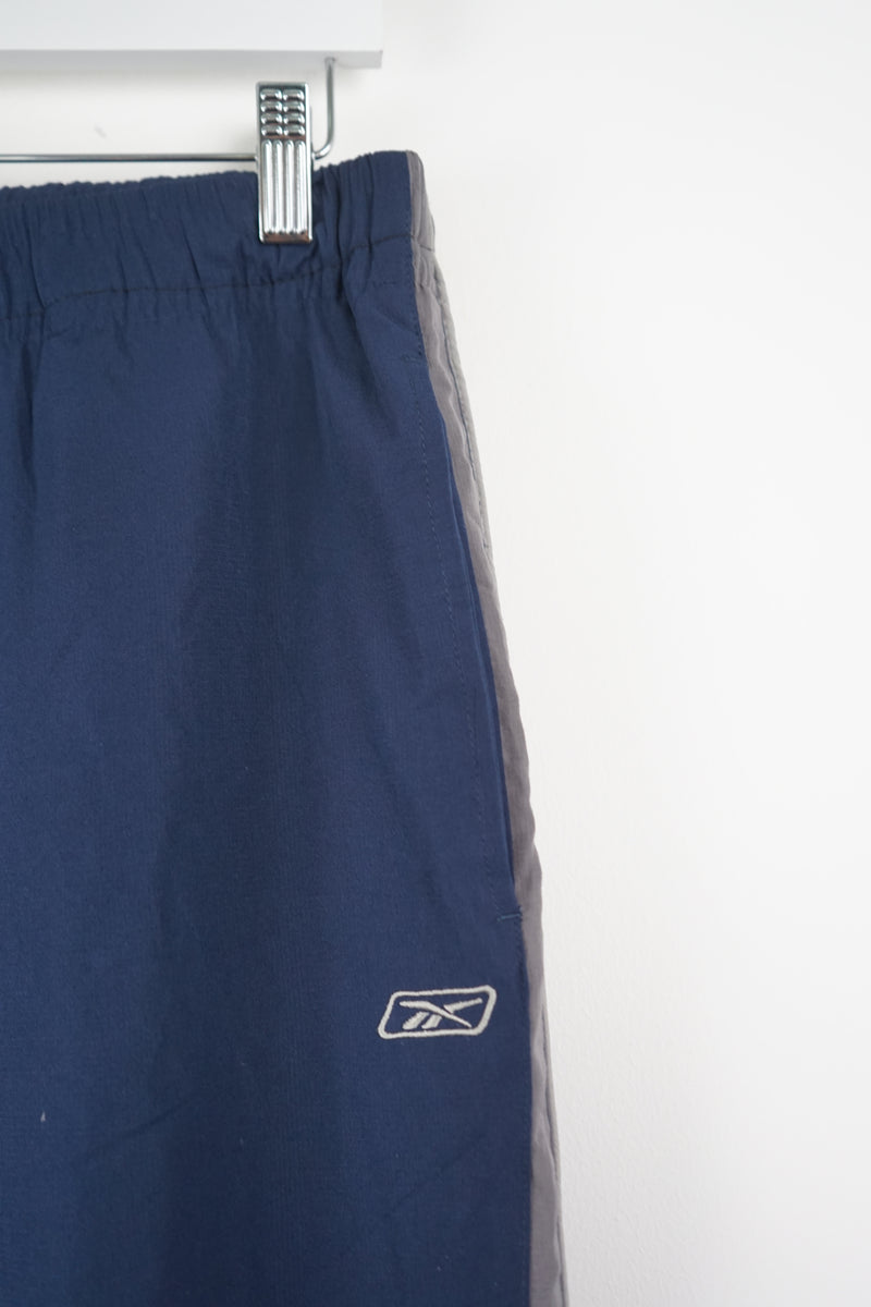 VINTAGE REEBOK TRACK PANTS (L)