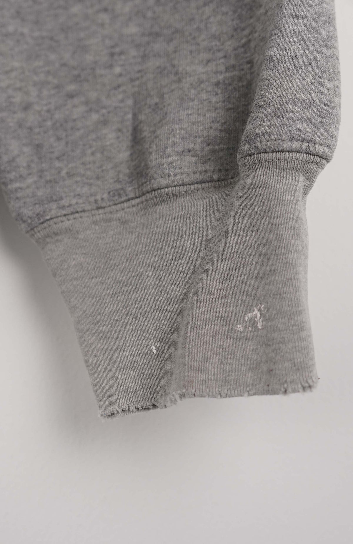 VINTAGE GUESS SWEATER (S)