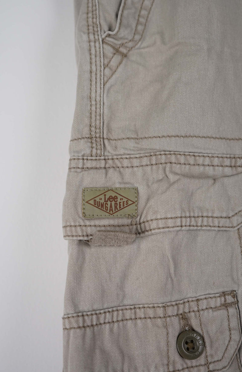 VINTAGE LEE DUNGAREES CARGO SHORTS W40