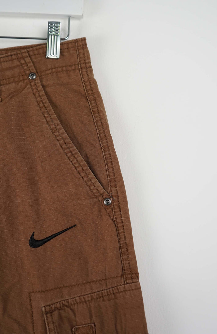 VINTAGE REWORK CARGO SHORTS W28
