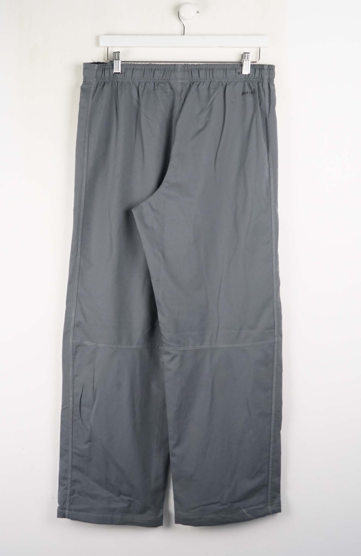 VINTAGE NIKE TRACK PANTS (M)