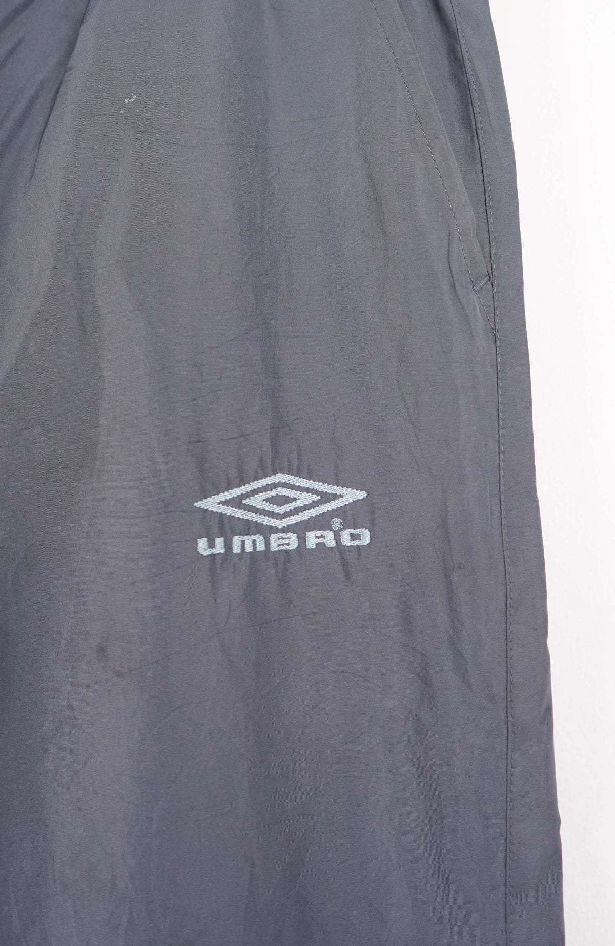 VINTAGE UMBRO TRACK PANTS (M)