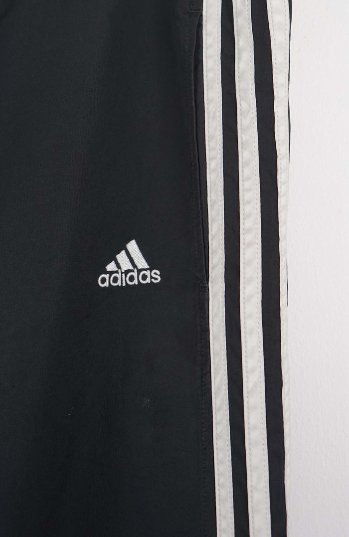VINTAGE ADIDAS TRACK PANTS (XL)