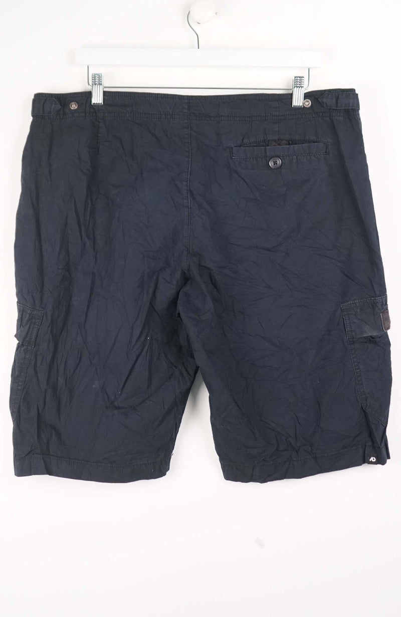 VINTAGE NIKE CARGO SHORTS W38