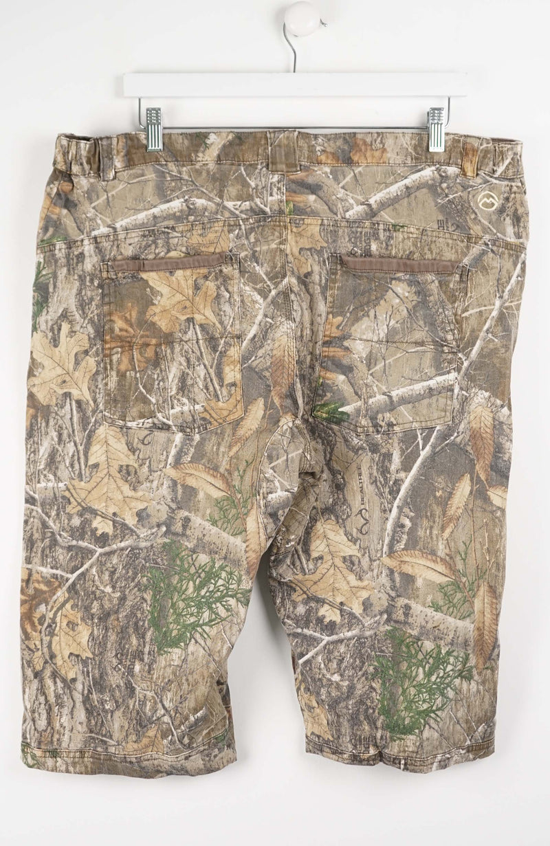 VINTAGE REAL TREE CARGO SHORTS W38