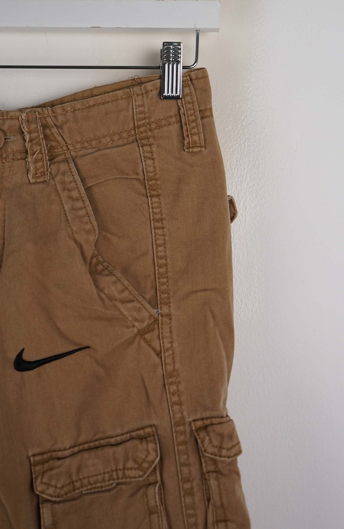 VINTAGE REWORK CARGO SHORTS W28