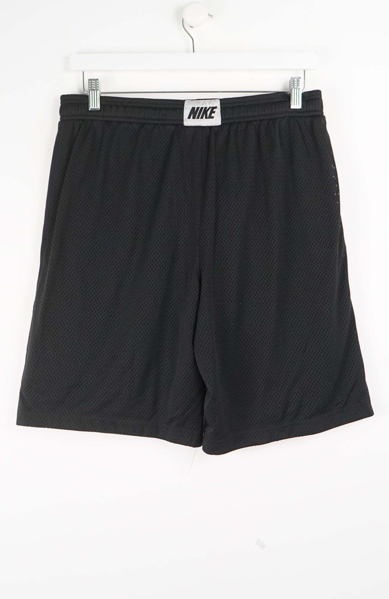 VINTAGE NIKE SHORTS W32