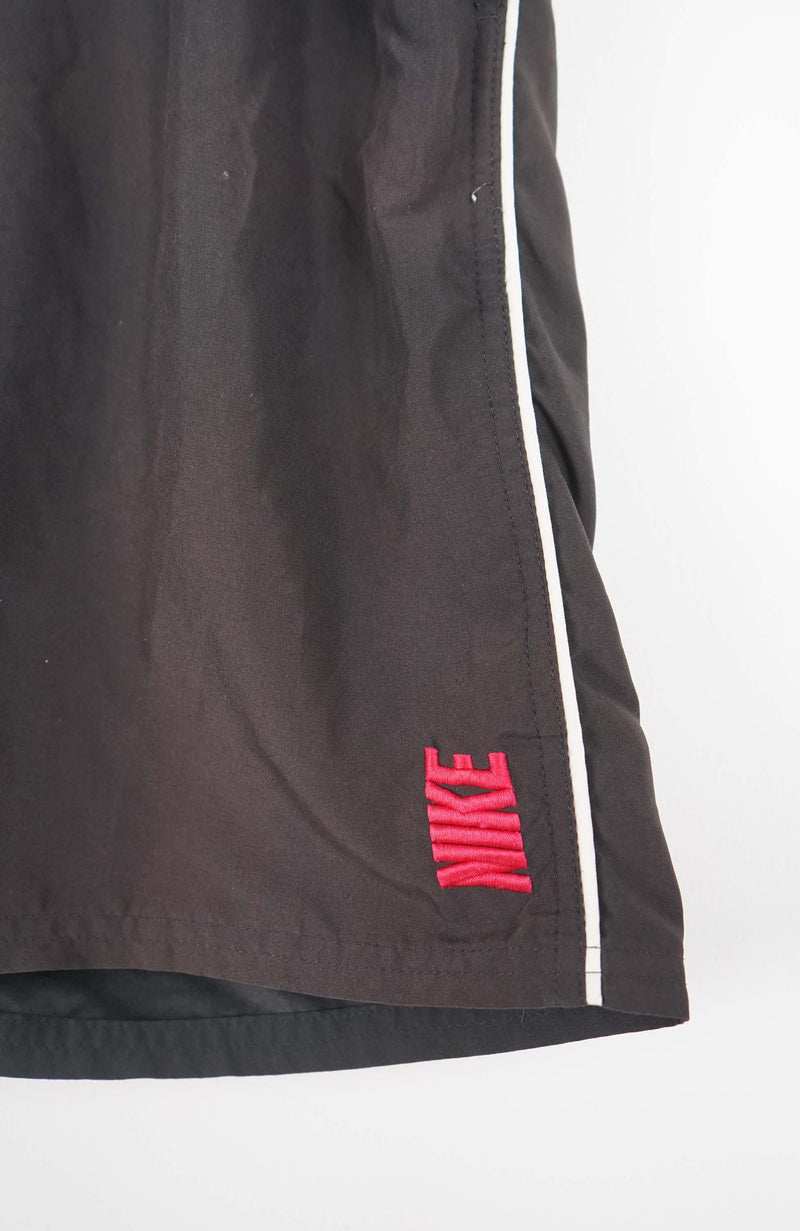 VINTAGE NIKE SHORTS W34