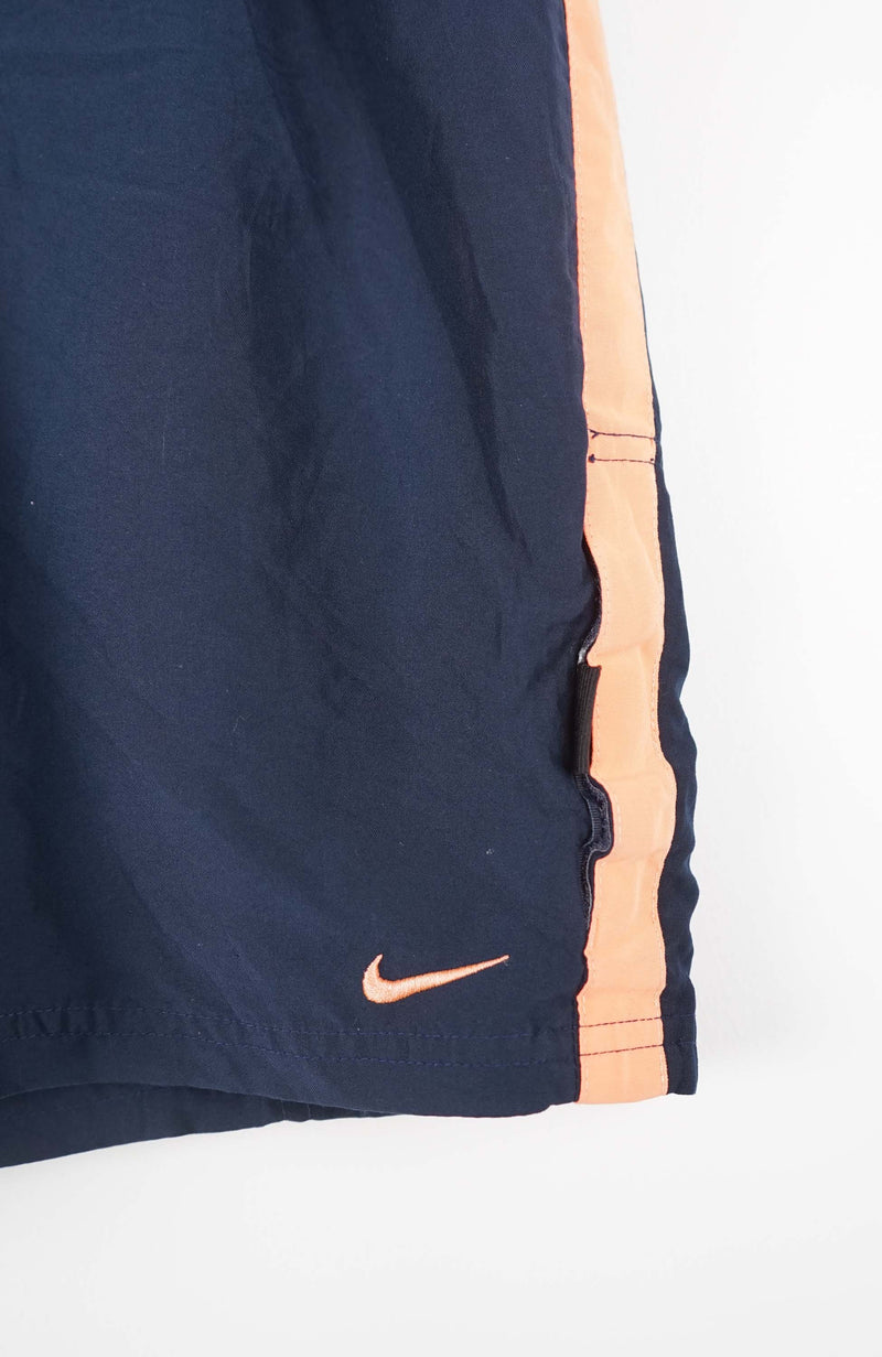 VINTAGE NIKE SHORTS W30