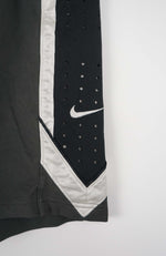 VINTAGE NIKE SHORTS W28
