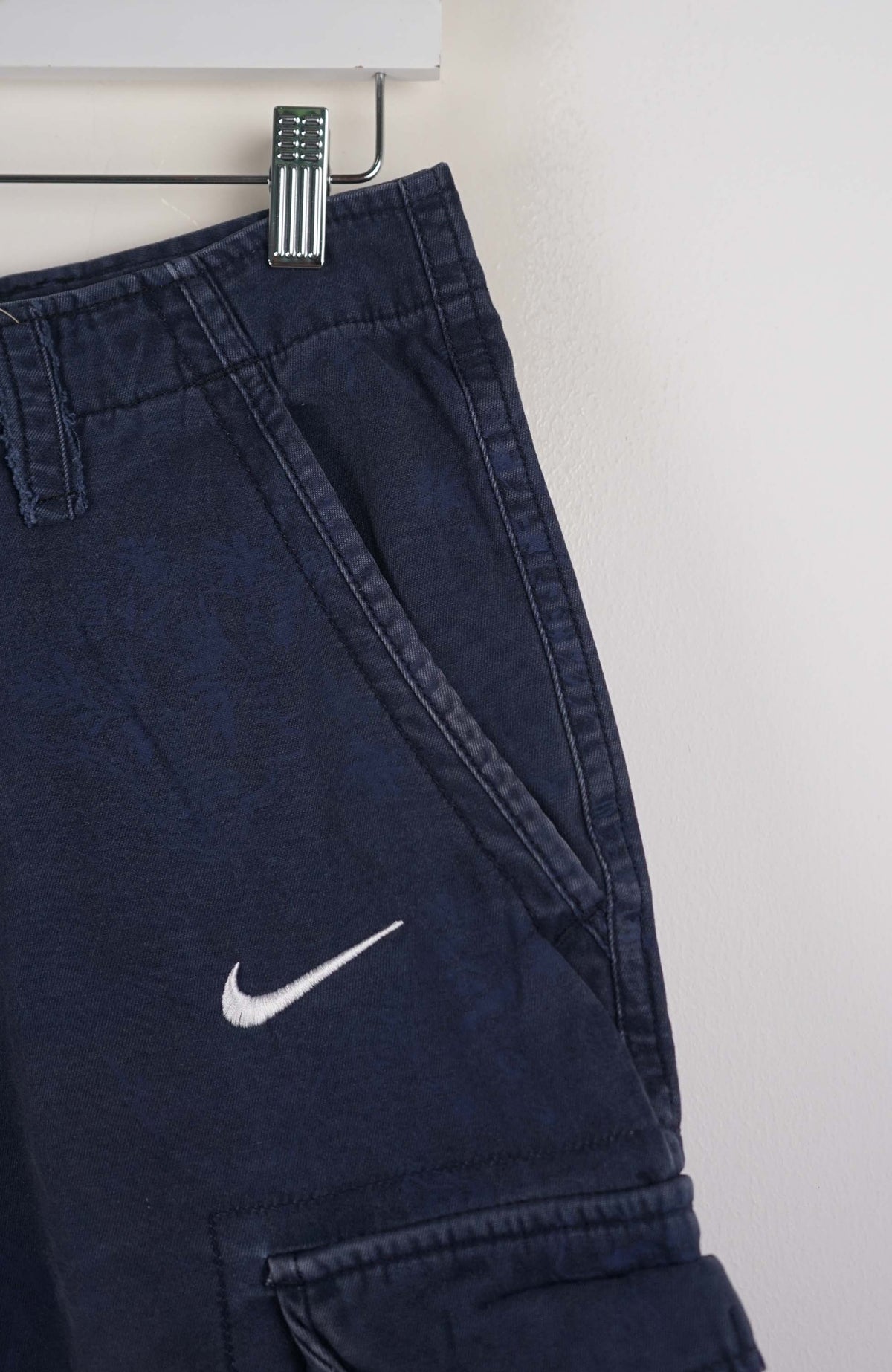 VINTAGE REWORK CARGO SHORTS W30