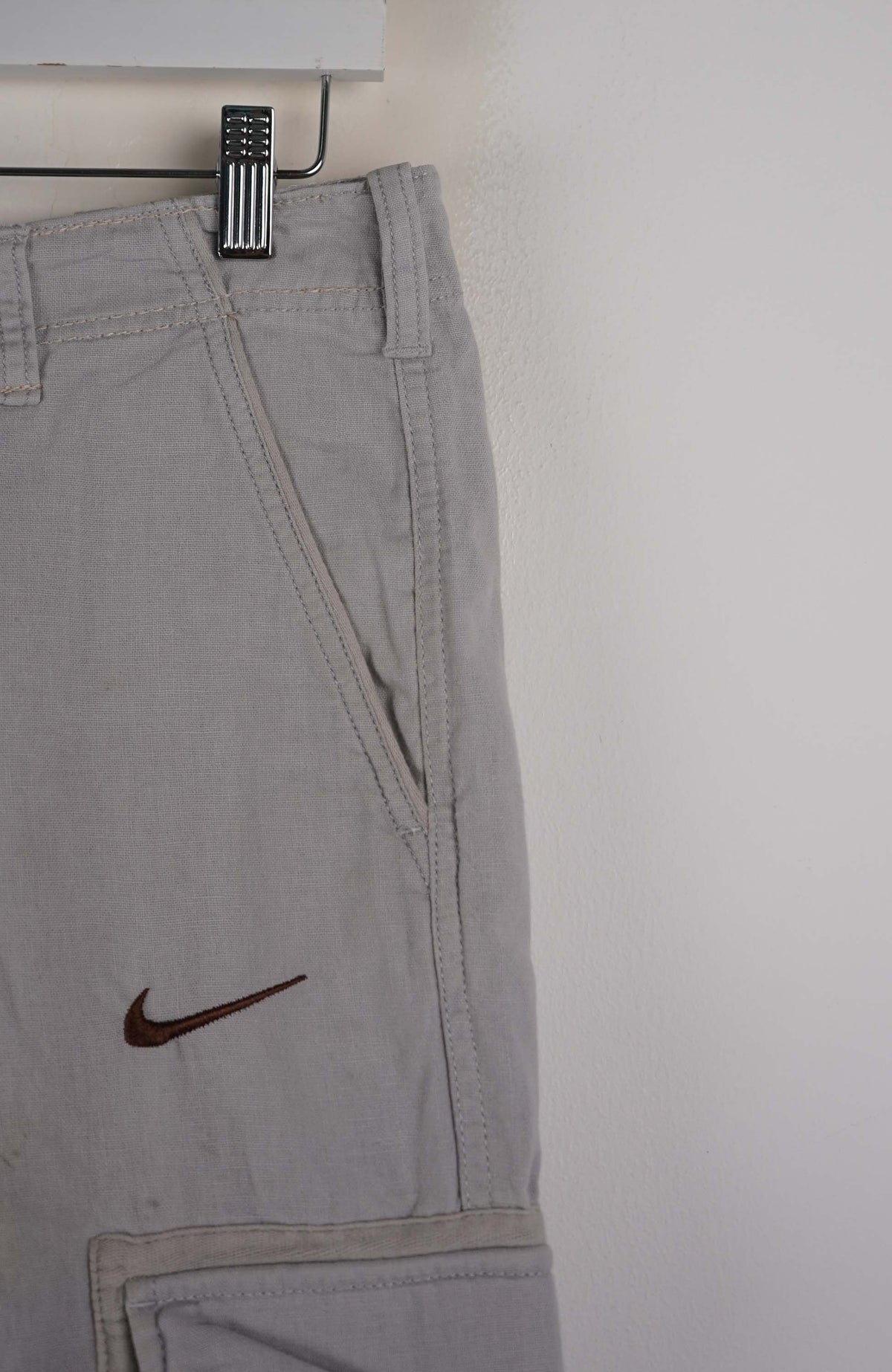 VINTAGE REWORK CARGO SHORTS W30