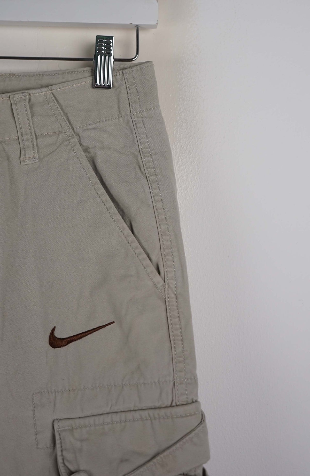 VINTAGE REWORK CARGO SHORTS W28