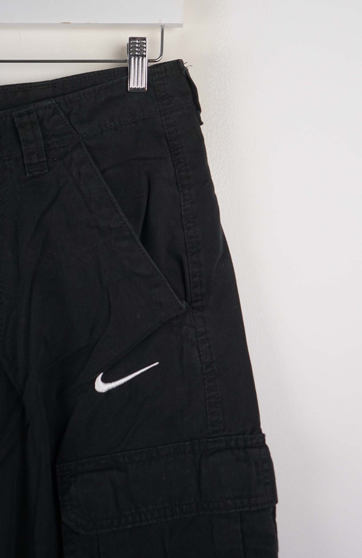 VINTAGE REWORK CARGO SHORTS W28